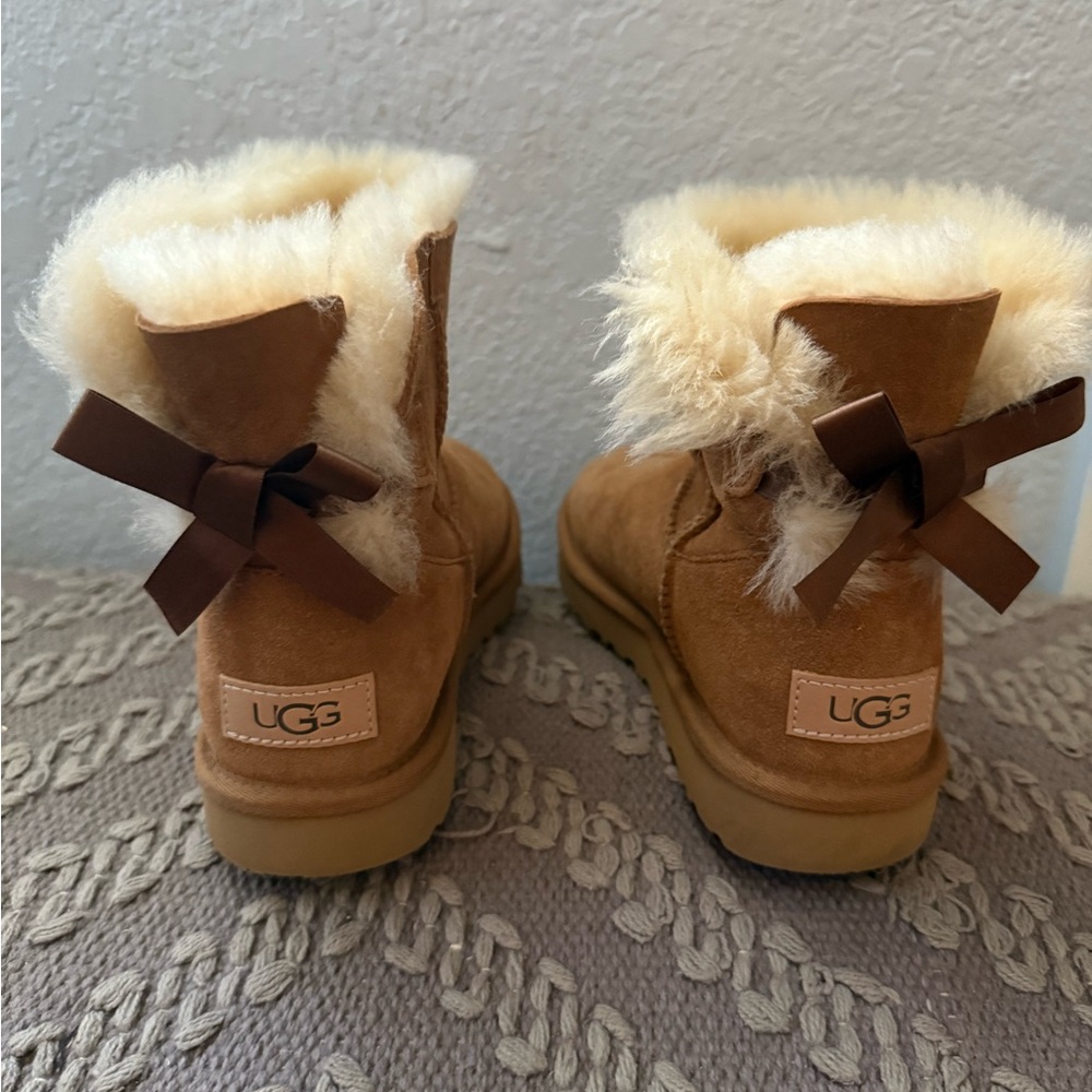 UGG Women's Mini Bailey Bow II Boot